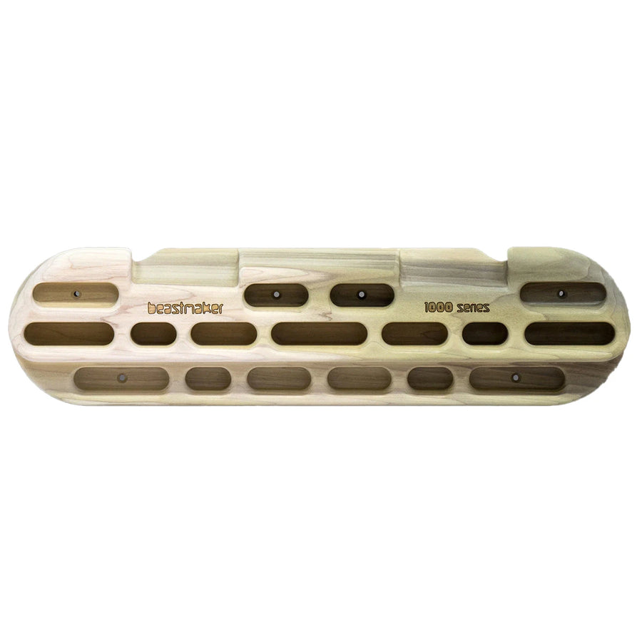 Take your climbing training to the next level with the Beastmaker 1000 Fingerboard. Perfect for beginners and advanced climbers alike, this board enhances grip strength and finger conditioning.