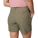Columbia Women's Leslie Falls™ Short II - Stone Green  