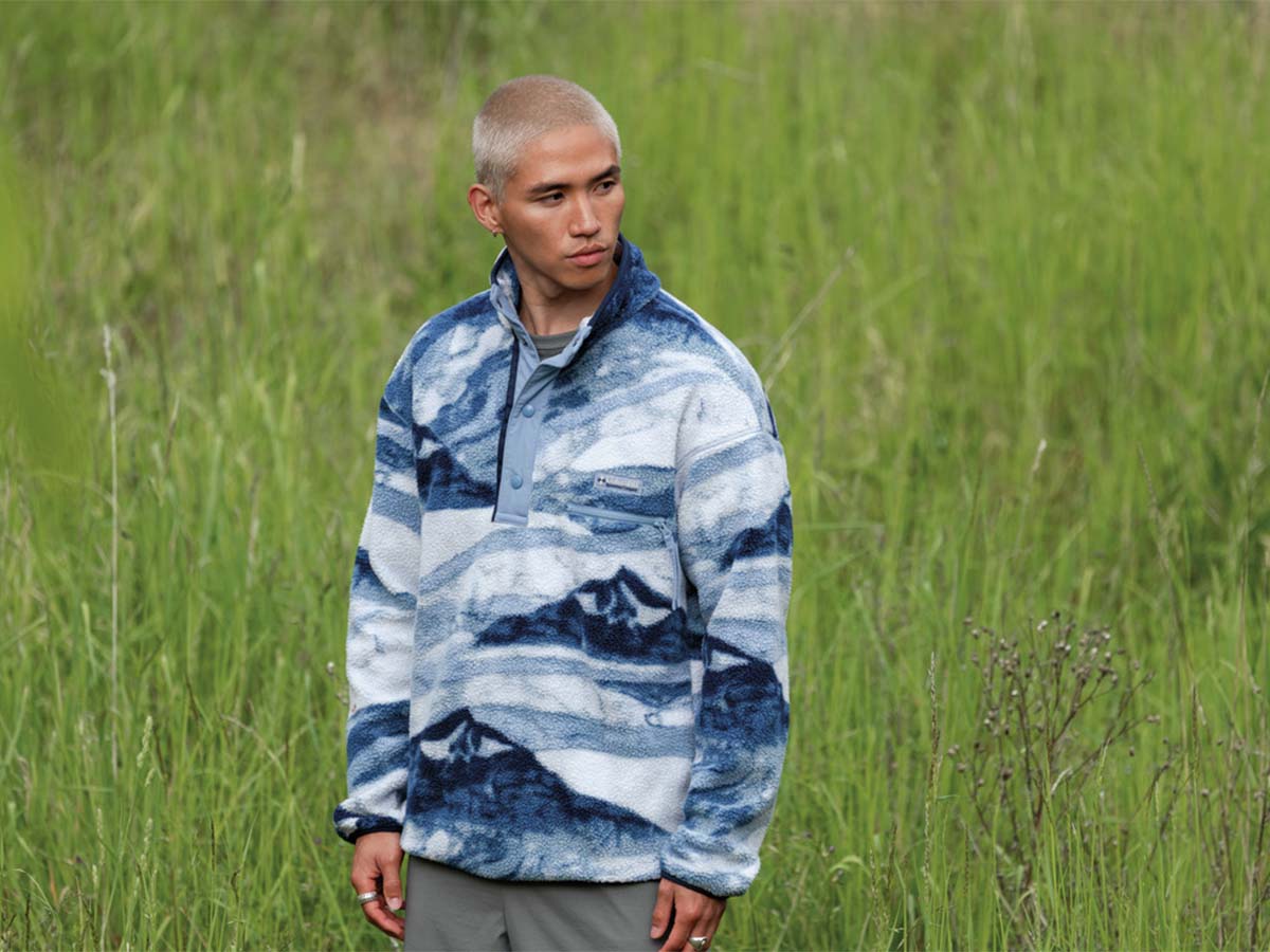 Men's Helvetia II Printed Half Snap Fleece lifestyle image
