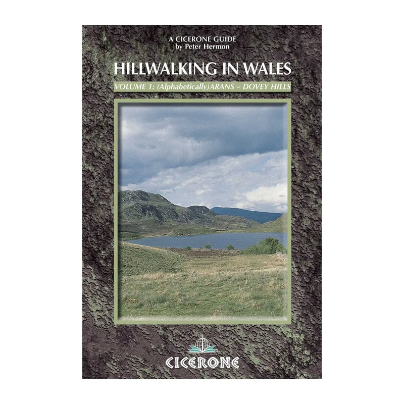 Hillwalking in Wales - Vol 1