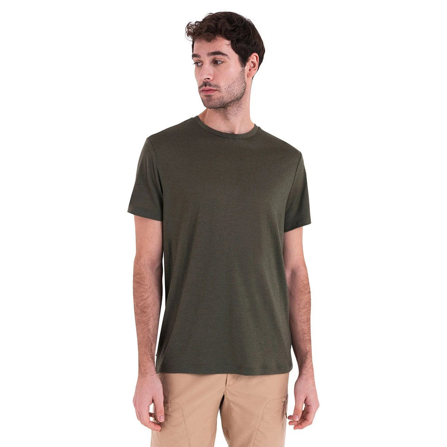 Icebreaker Men's Merino 150 Tech Lite Short Sleeve T-Shirt front view.
