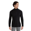 Icebreaker Men's Merino 200 Oasis Half Zip Thermal Top front view