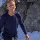 Icebreaker Men's Merino 200 Oasis Long Sleeve Crewe worn outdoors, lifestyle picture