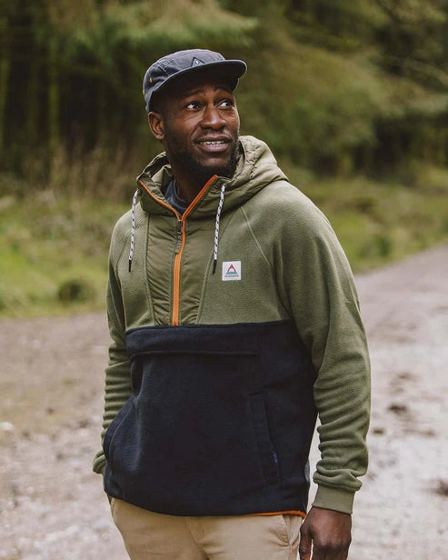 Passenger Woodland Hooded 1/2 Zip Polar Fleece - True Black/Khaki  