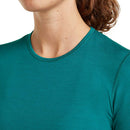 Icebreaker Women's Merino 200 Oasis Thermal Top collar detail, Tidal Teal