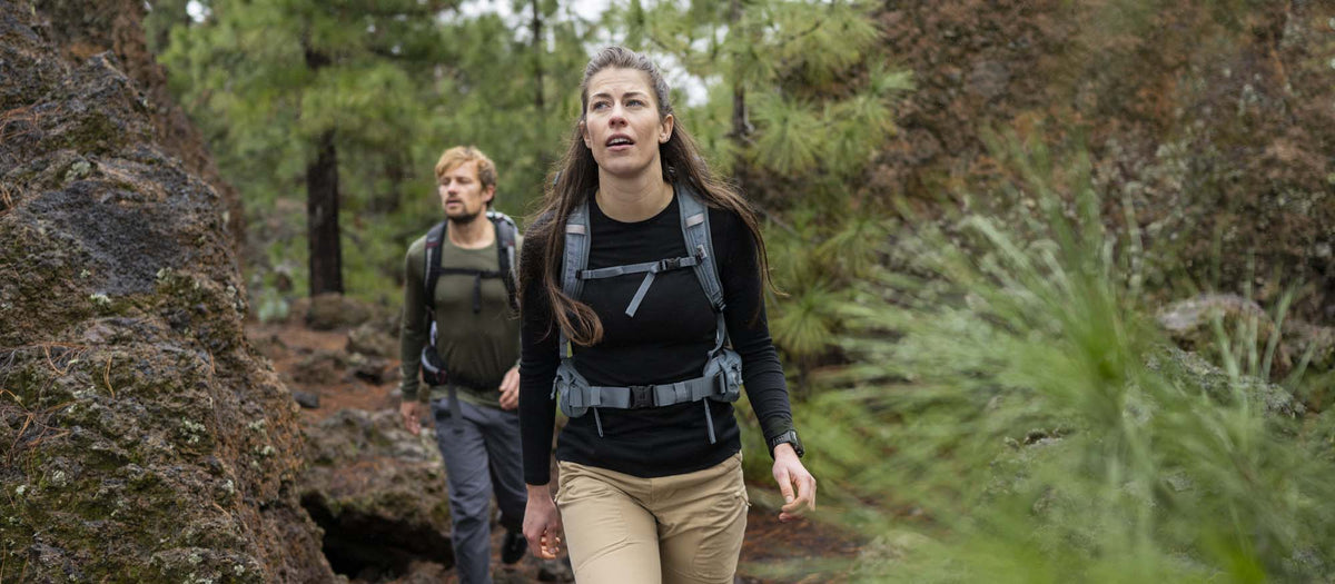 Women's Merino 200 Oasis Long Sleeve Crew in terrain