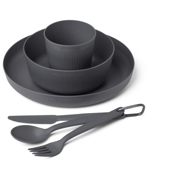 Camp Dinnerware Set w/ Mesh Sack